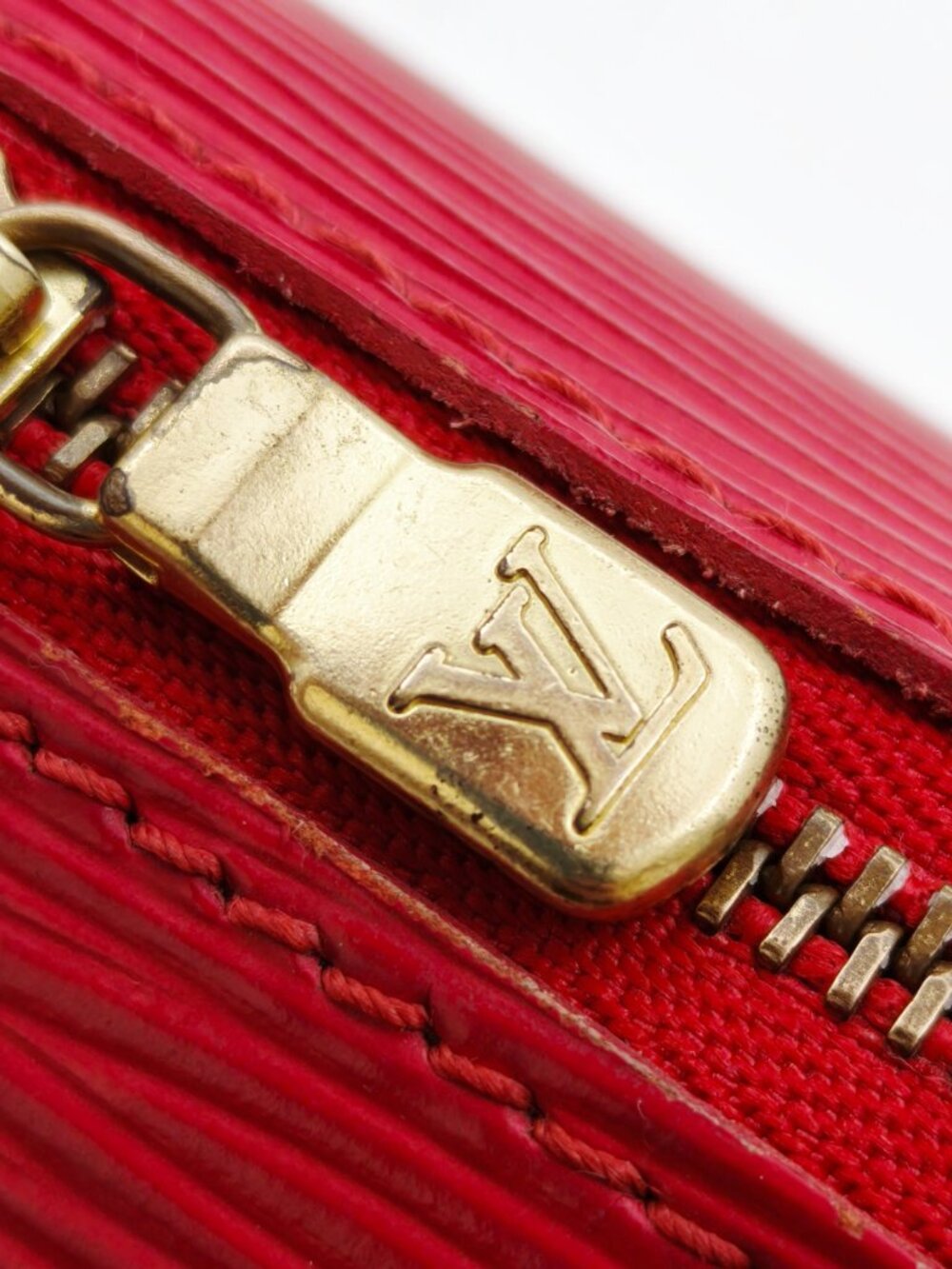 Louis Vuitton Epi Soufflot Red Leather Barrel Shoulder Bag w/ Pochette France - Picture 10 of 12